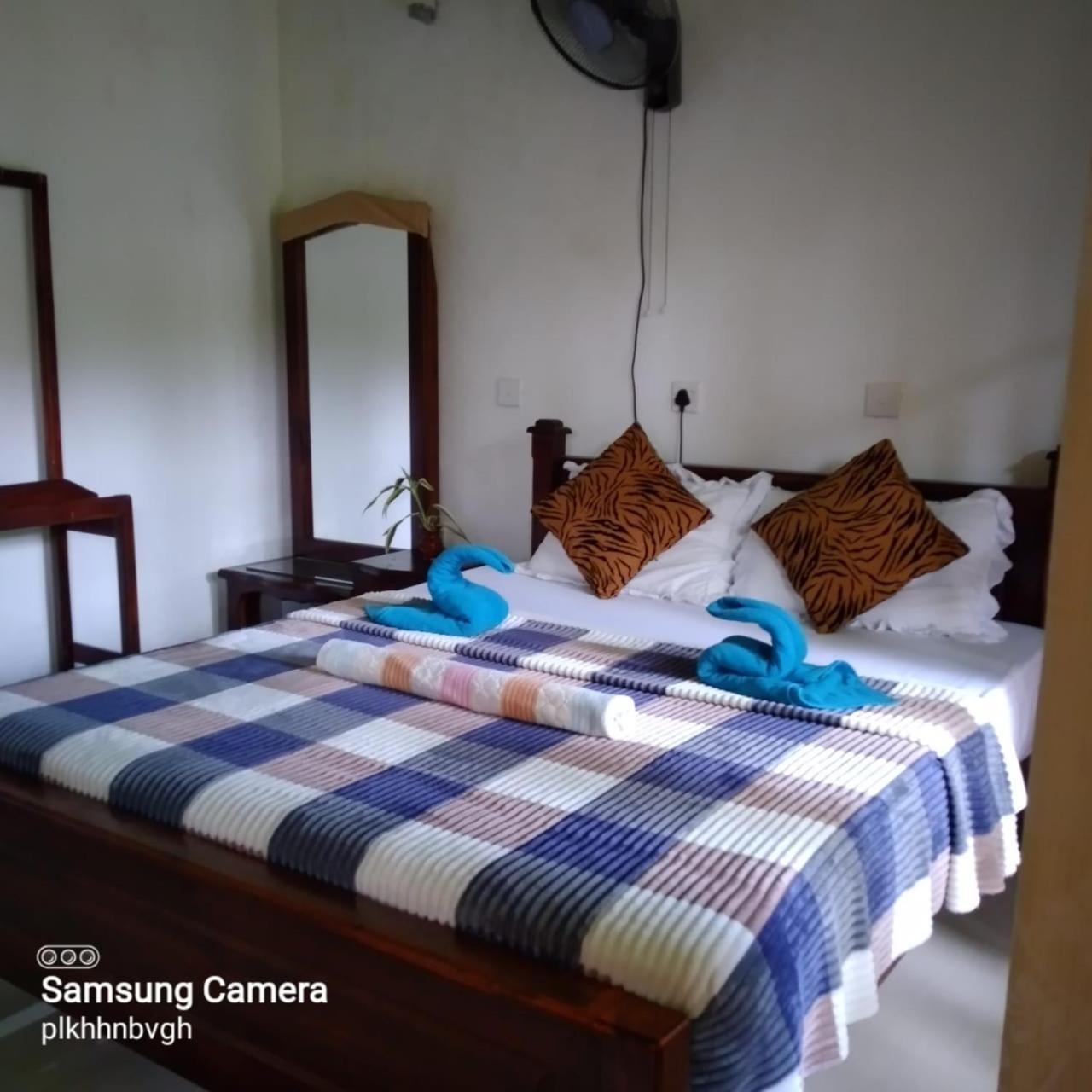 Bed and Breakfast Pasan Guest Ella Exterior foto