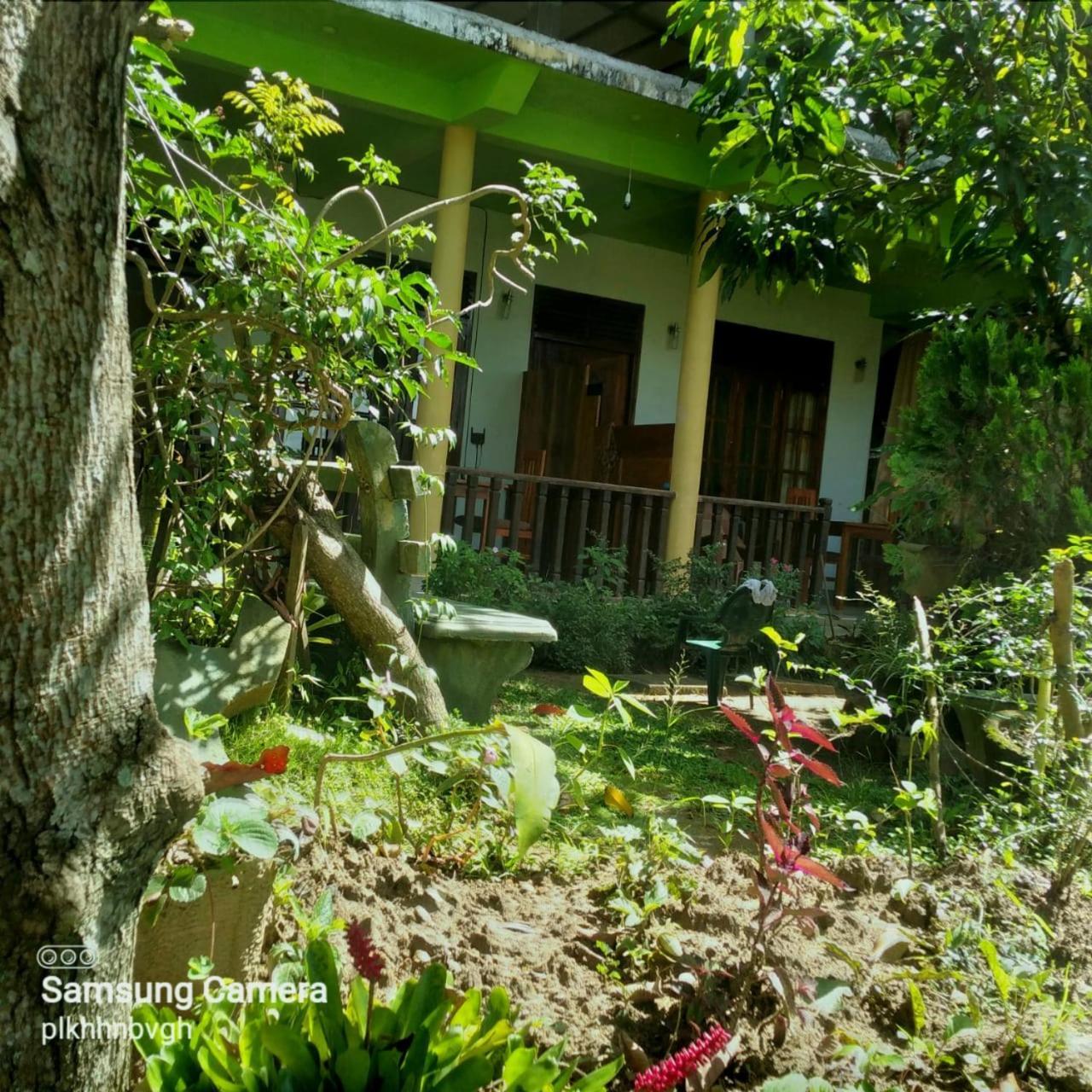 Bed and Breakfast Pasan Guest Ella Exterior foto