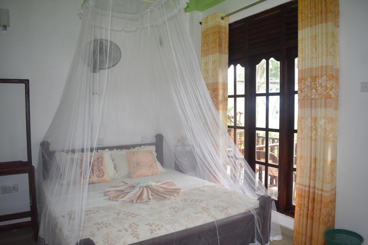 Bed and Breakfast Pasan Guest Ella Exterior foto